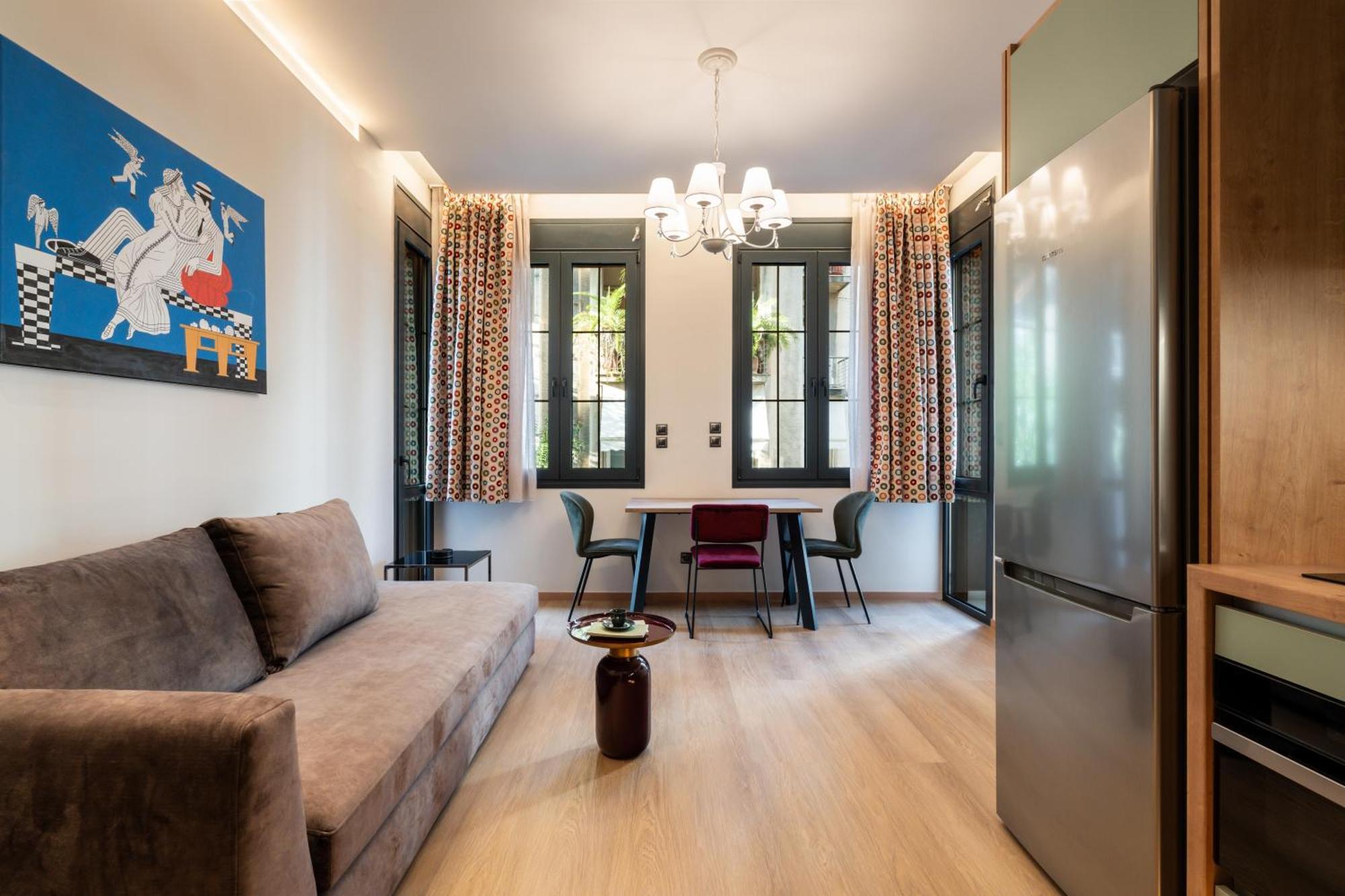 Luxury Bauhaus Athens Apartment Bagian luar foto