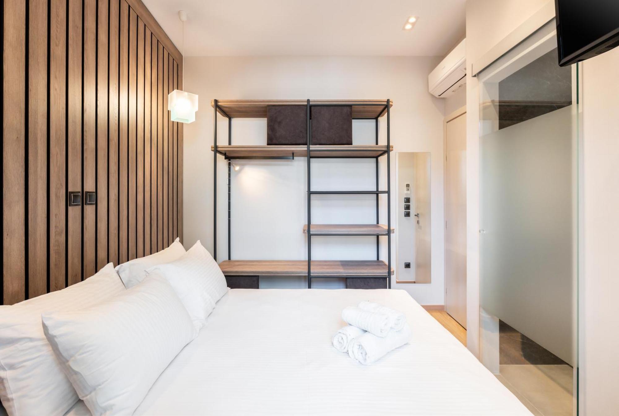 Luxury Bauhaus Athens Apartment Bagian luar foto